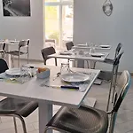 לינה וארוחת בוקר A Mare