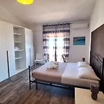 A Mare B&B 카스텔라마레델골포