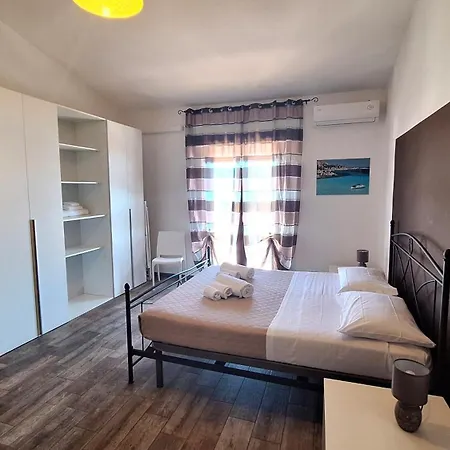 A Mare Nocleg ze śniadaniem Castellammare del Golfo